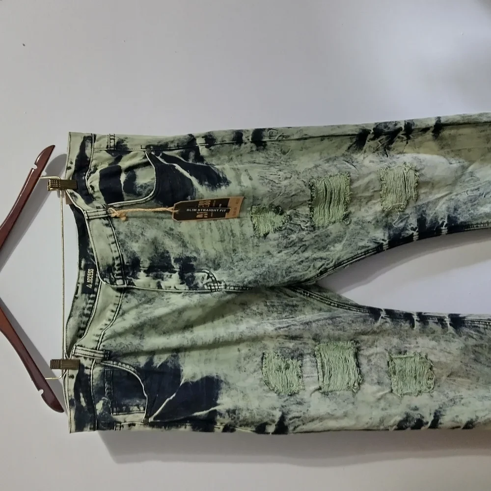 Men's Distressed Tie-Dye Jeans - Picture 1 of 10